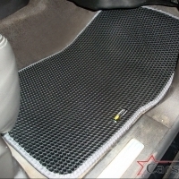 Автомобильные коврики EVA на Cadillac Escalade III (2006-2014)