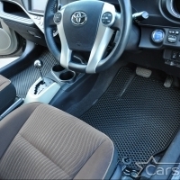 Автомобильные коврики EVA на Toyota Aqua пр.руль (2011->)