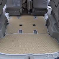 Автомобильные коврики EVA на Toyota Noah-Voxy II пр.руль (2007-2015) 2 ряд - с проходом