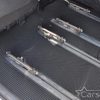 Автомобильные коврики EVA на Toyota Noah-Voxy III пр.руль (2014->)