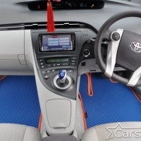 Автомобильные коврики EVA на Toyota Prius III пр.руль (2009-2015)