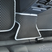 Автомобильные коврики EVA на Volkswagen Touran II (2010->)
