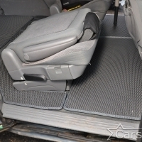 Автомобильные коврики EVA на Chrysler Town & Country IV (2000-2007)