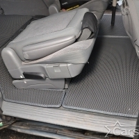 Коврики текстильные на Chrysler Town & Country IV (2000-2007)